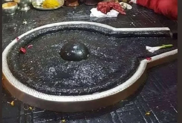 Baidhnath Temple Jyotirlinga: जानिये बैधनाथ धाम के बारे में जहाँ भगवान् शिव साक्षात विराजमान है