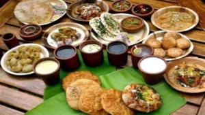 Famous Food in Prayagraj in Hindi- प्रयागराज का प्रसिद्ध व्यंजन