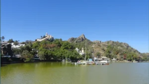 Dharamshala in Mount Abu- माउंट आबू के पास स्थित धर्मशालाएं