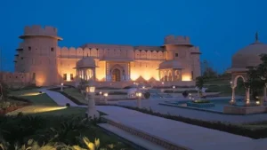 The Oberoi Rajvilas Jaipur: It is a world-class luxury hotel that offers unique and unforgettable experience