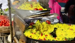 Famous Food in Gwalior in Hindi- ग्वालियर का प्रसिद्ध भोजन