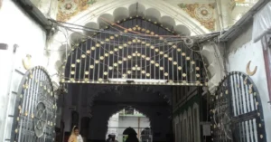 Musafirkhana in Mumbai- मुंबई में स्थित मुसाफिर खाना की जानकारी