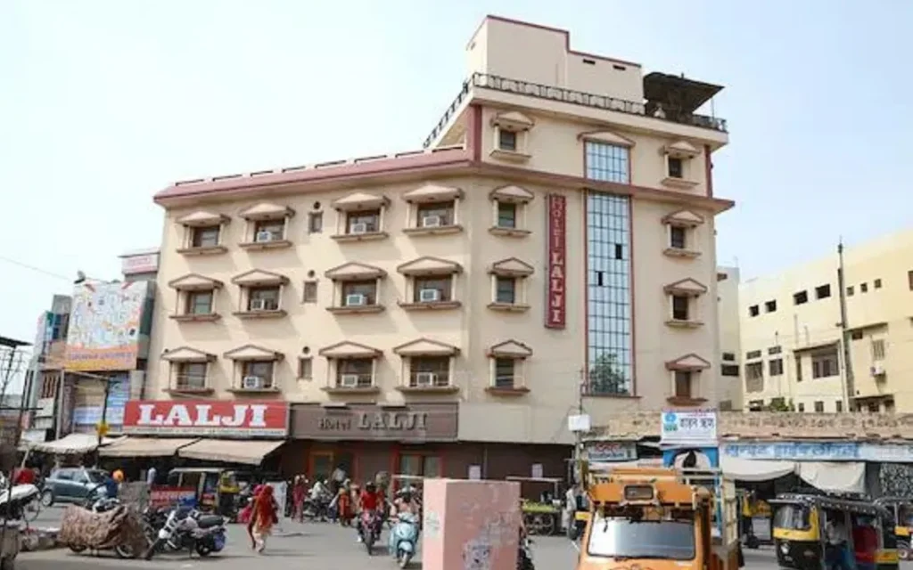 Best 5 Hotels near railway station Bikaner- बीकानेर रेलवे स्टेशन के पास स्थित अच्छे व् बजट होटल्स