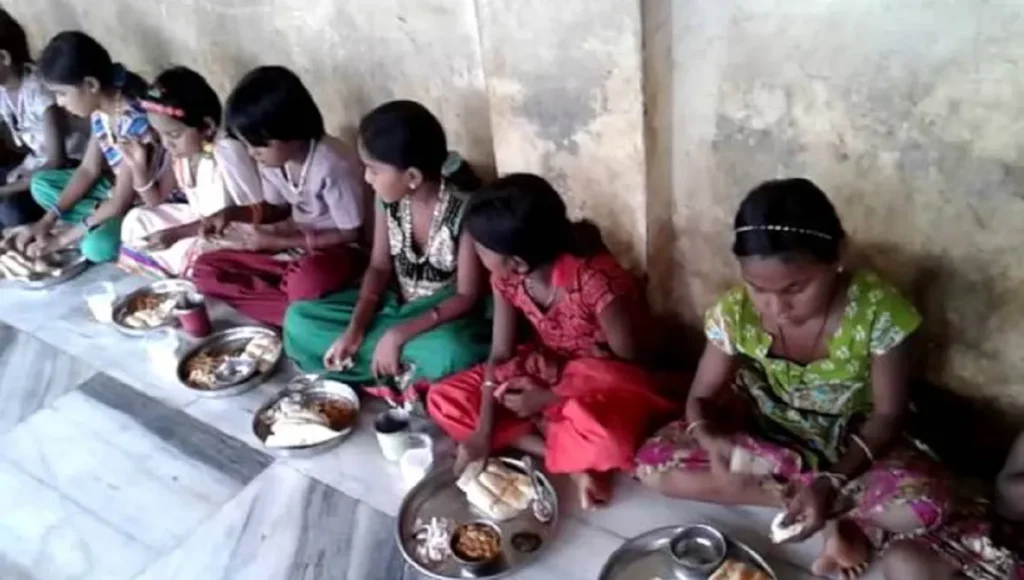 Anath ashram in Pune- पुणे में स्थित अनाथ आश्रम की जानकारी